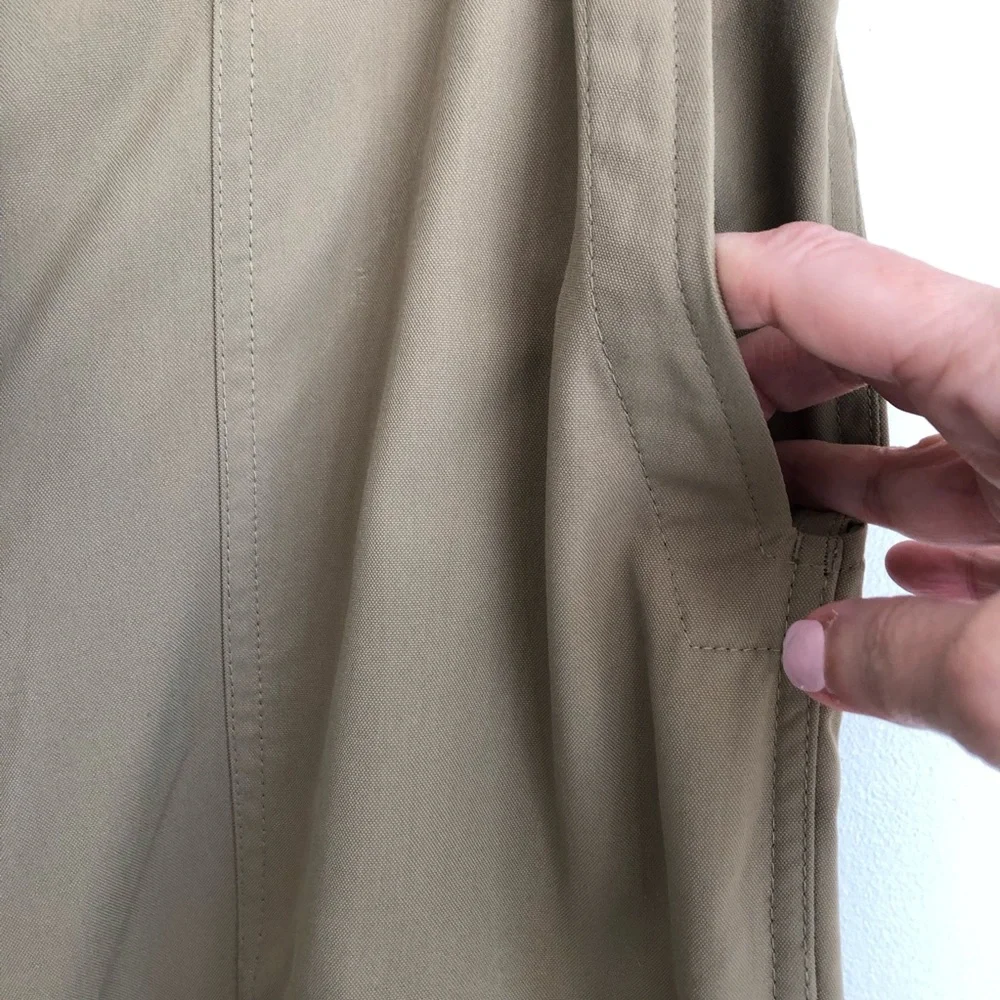 L.L. Bean Men’s Zip-Leg Convertible Pants Sz Large Short - Picture 11 of 14